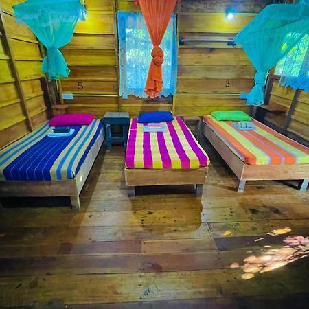 Sigiriya Rastha Hostel エクステリア 写真