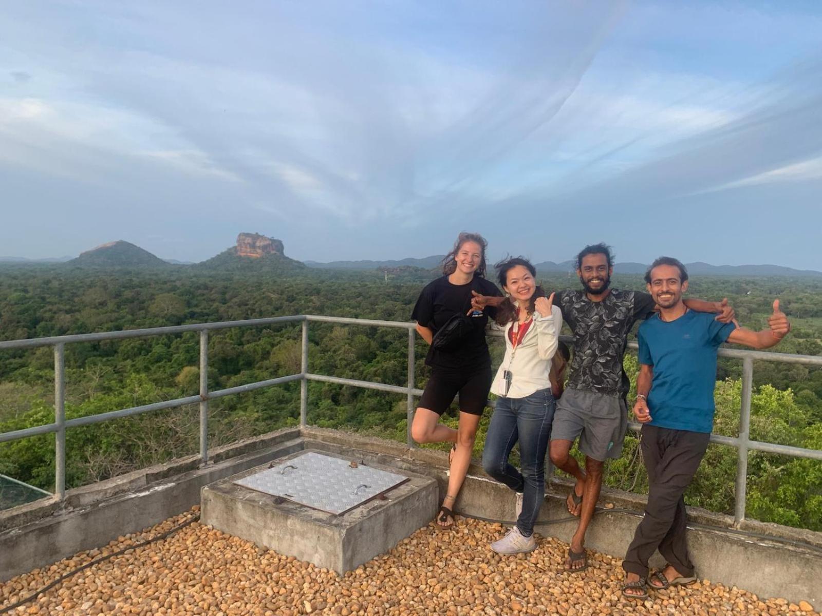 Sigiriya Rastha Hostel エクステリア 写真