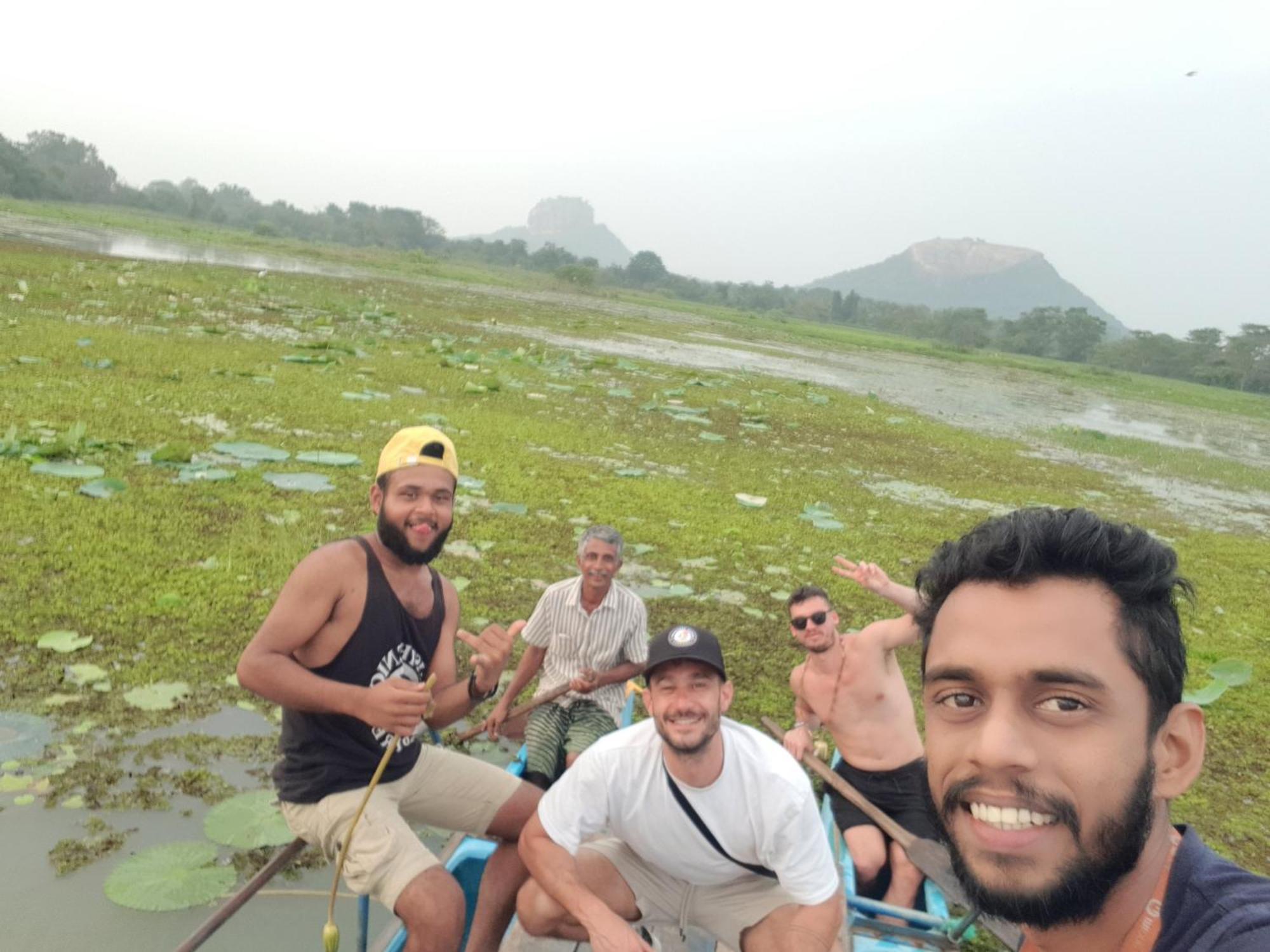 Sigiriya Rastha Hostel エクステリア 写真