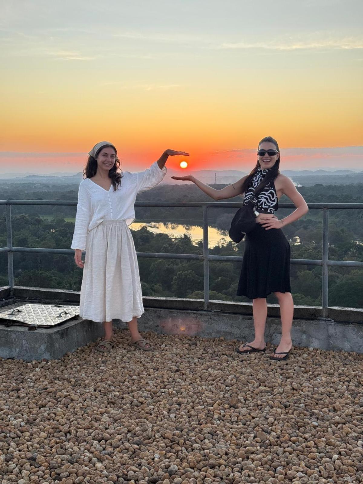 Sigiriya Rastha Hostel エクステリア 写真