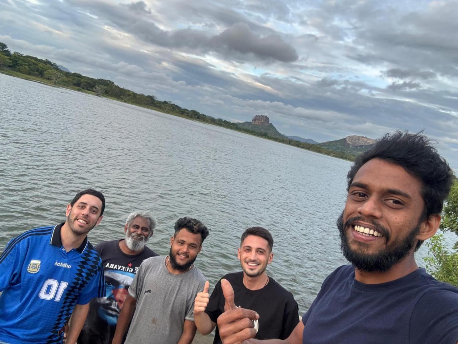 Sigiriya Rastha Hostel エクステリア 写真